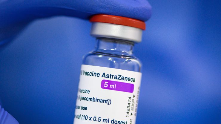 Studiu: Cu cât scade eficacitatea vaccinului COVID-19 din cauza variantei Delta