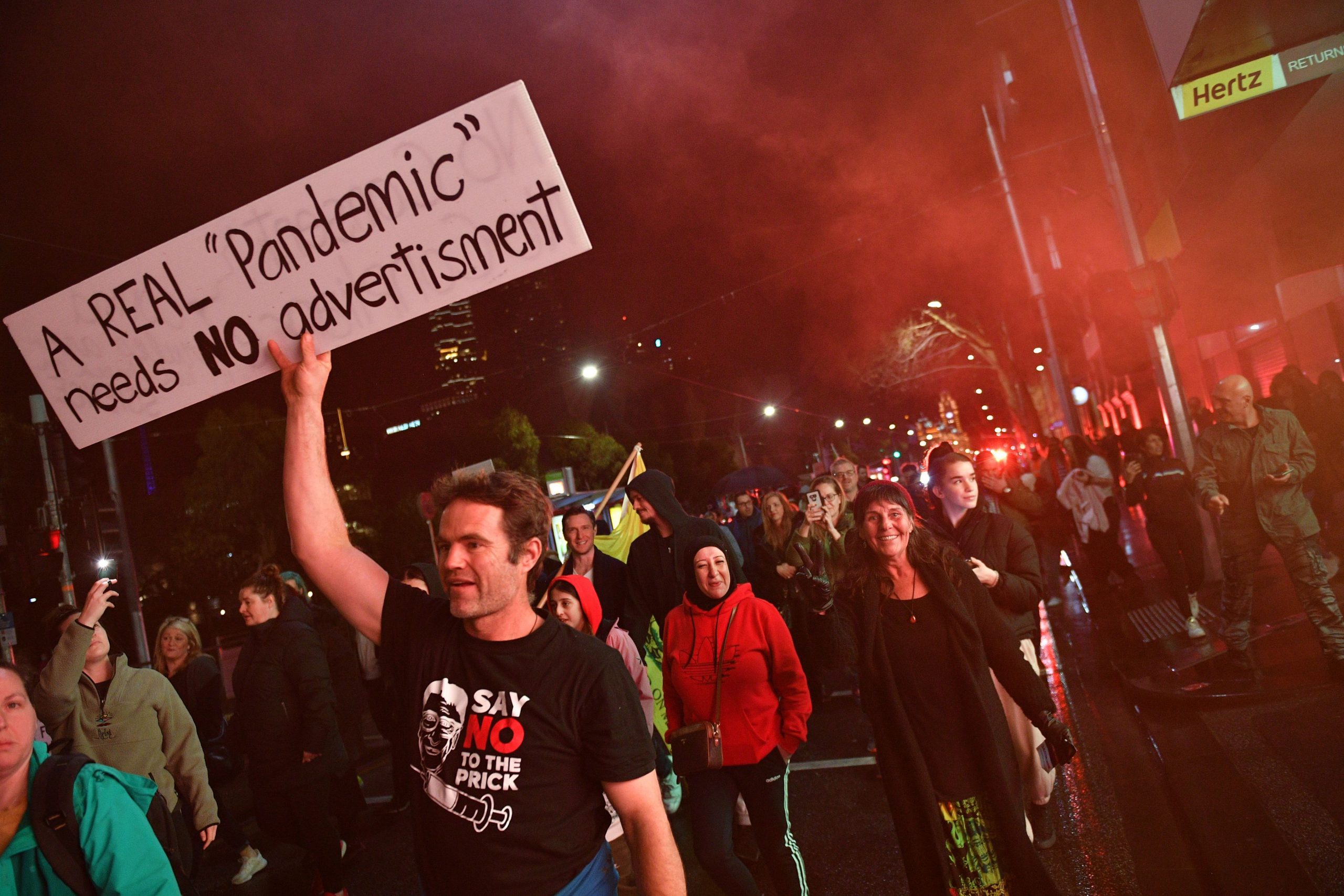 Australia: Violențe între poliție și civili în timpul protestelor față de carantina impusă de autorități