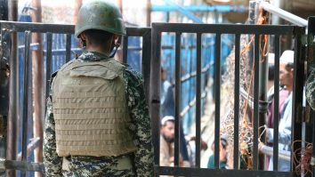 INFORMAȚIE NOUĂ: Pakistanul și fostele state sovietice de la granița cu Afganistanul își închid granițele pentru refugiați