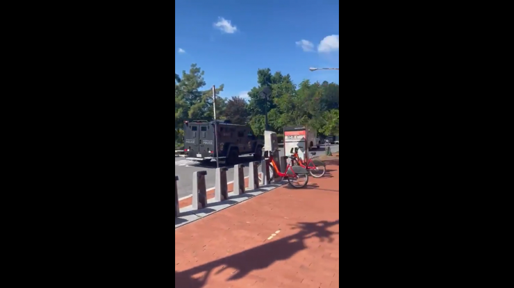 Bărbatul care a generat alerta de securitate de la Capitoliu s-a predat