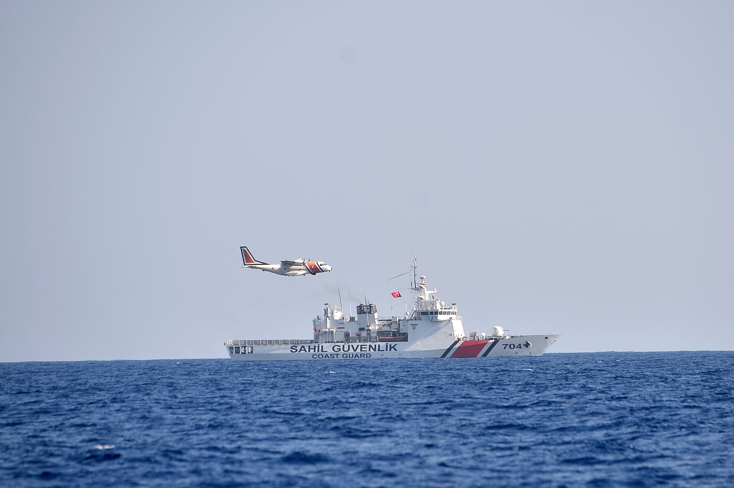 Un comandant de navă din România a fost reţinut în Cipru. Care este motivul