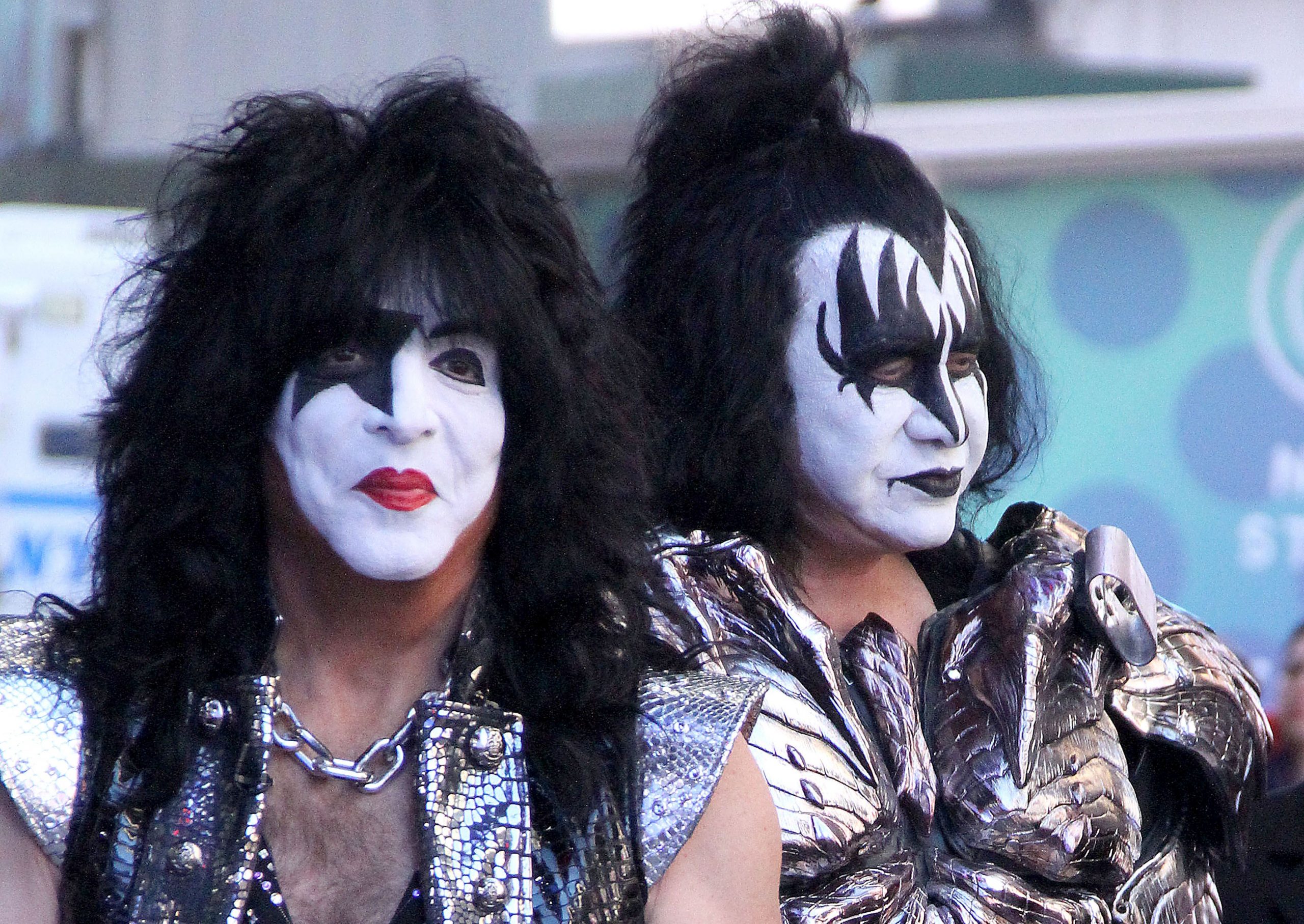 Paul Stanley, solistul trupei Kiss, diagnosticat cu Covid-19. Artistul este vaccinat