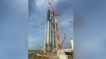 SpaceX a asamblat Starship, cea mai mare rachetă construită vreodată. Elon Musk: „Este un vis împlinit”