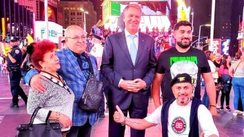 Poză virală cu președintele Klaus Iohannis și maneliști la New York. Imaginea a provocat furori în mediul online