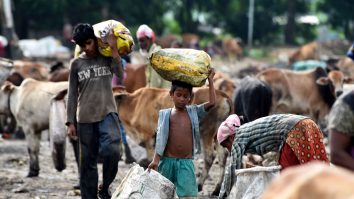 Virus misterios în India. Febra a ucis cel puțin 50 de oameni, majoritatea copii