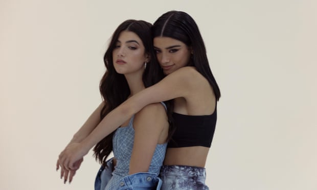 Faima de pe Tik Tok le-a adus propiul show TV. Cine este familia D’Amelio și cum a ajuns celebră