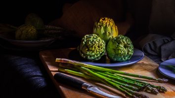 Calitatea dietei, asociată cu un risc mai mic de Covid-19. Care sunt alimentele utile împotriva coronavirusului