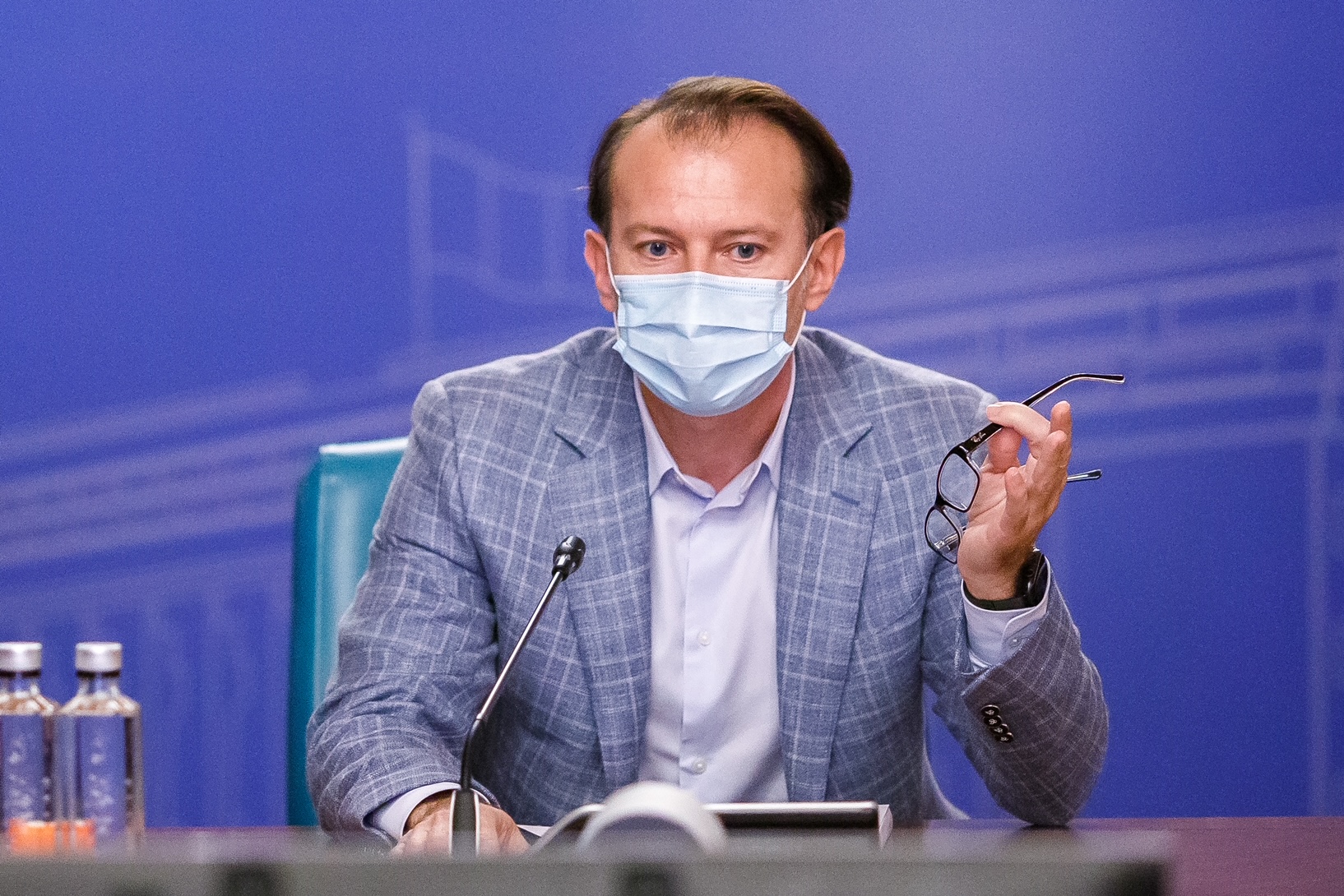 Liga Studenţilor Din Iasi Ameninţă Cu Procese E Ilegal Să Ne Condiţioneze Prezenţa Fizică De Vaccin Sau Teste Vom Sesiza Instanţele De Judecată Si Poliţia