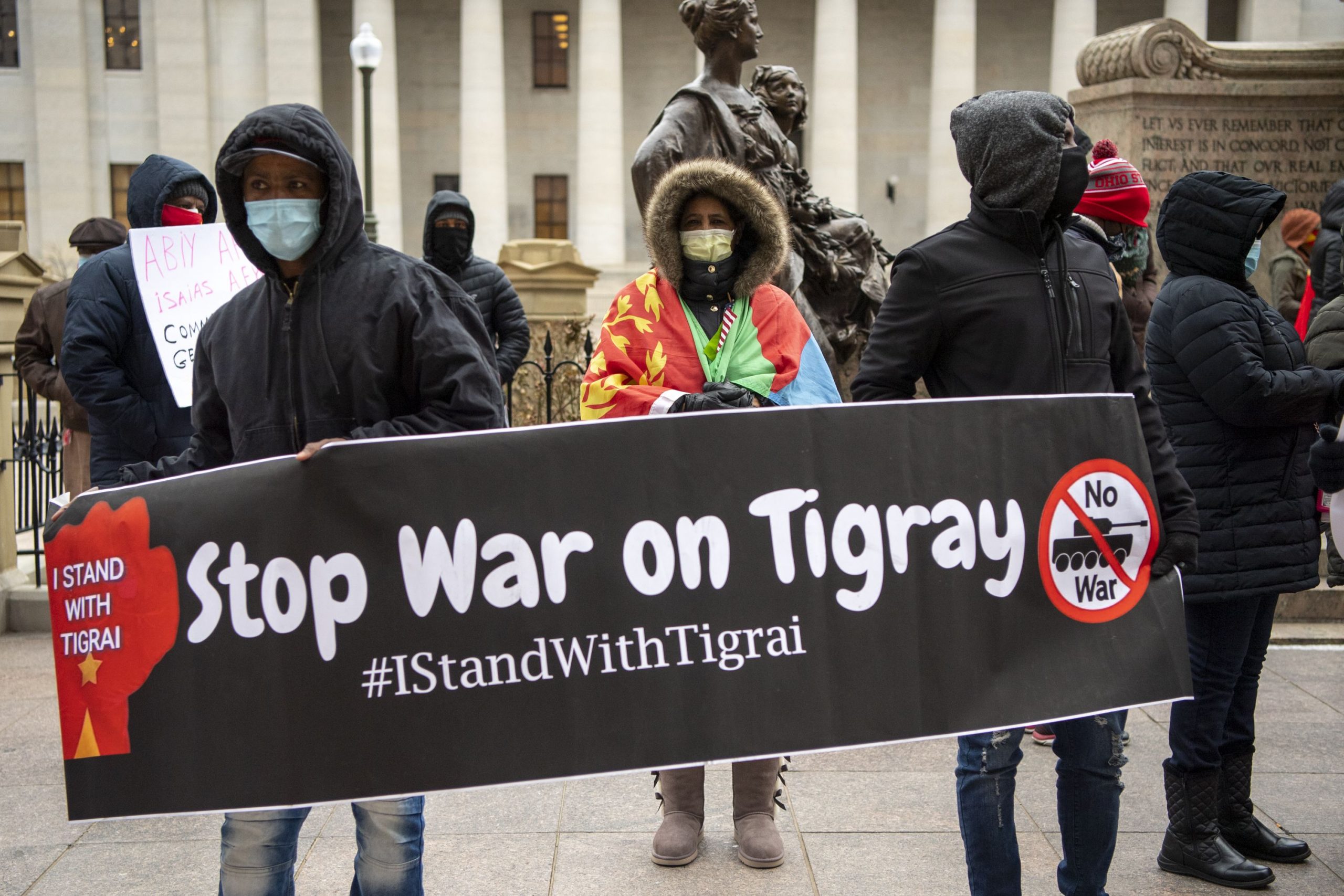 Oamenii au început să mănânce frunze din cauza foametei. Țara în care sute de mii de persoane sunt în pericol