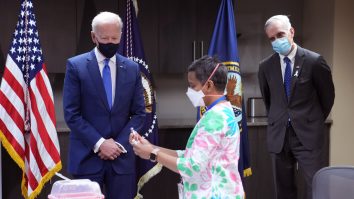 VIDEO. Președintele SUA a primit a treia doză de vaccin contra COVID-19