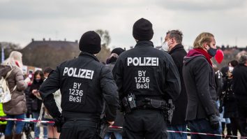 Germania: Poliția a arestat un grup de islamiști care voiau să comită un atentat la o sinagogă