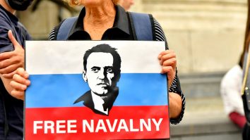 Navalnîi face apel la populație să iasă în stradă împotriva războiului declanșat de „țarul nebun”