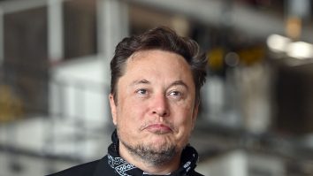 Elon Musk și Grimes se despart după o relație de trei ani. Ce se va întâmpla cu fiul lor, X Æ A-Xii