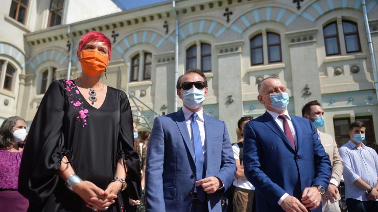 Explicația premierului Cîțu după ce a fost criticat pentru că a participat la deschiderea anului școlar alături de Piedone