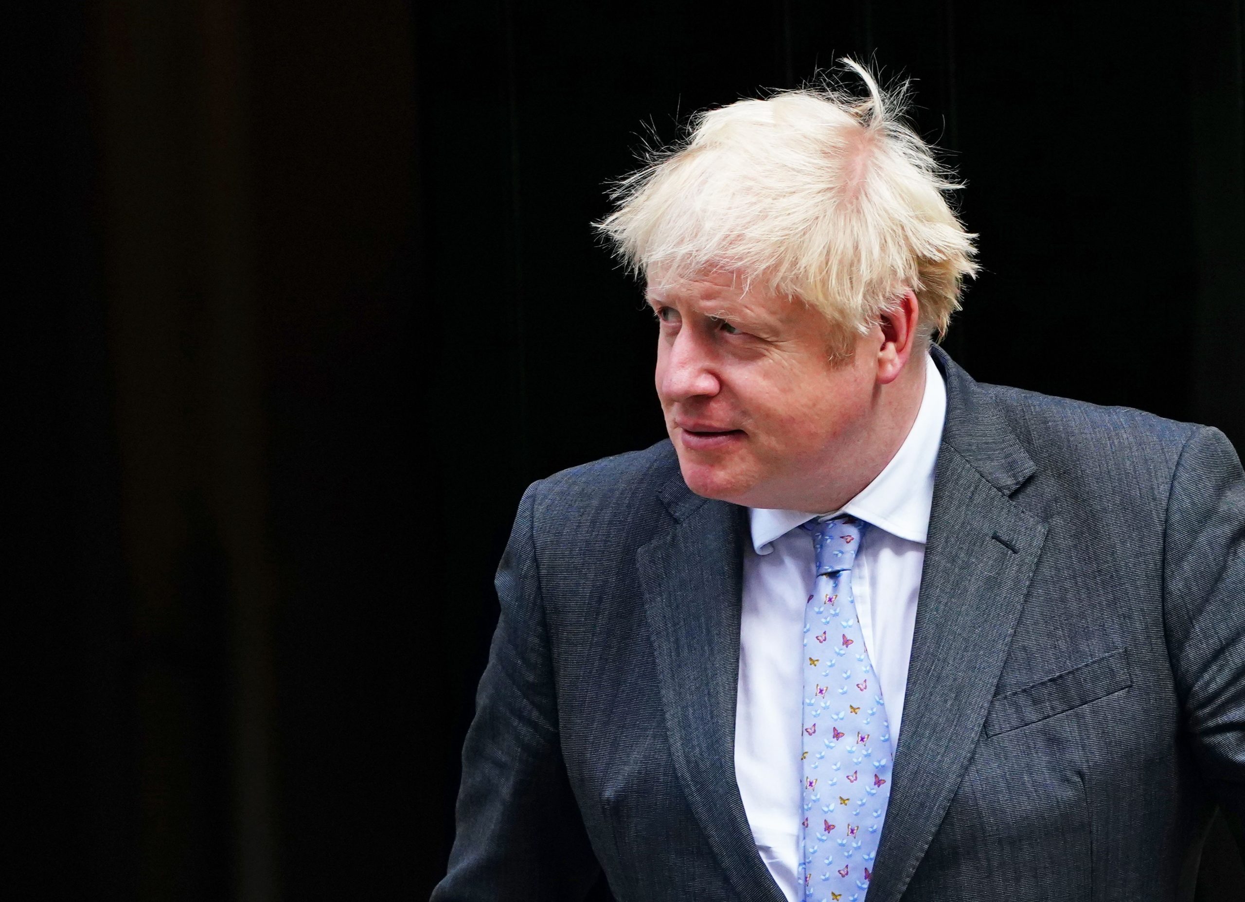 Boris Johnson este constrâns de partidul său să demisioneze