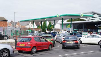 Marea Britanie: Armata este pregătită să intervină în cazul crizei de combustibil