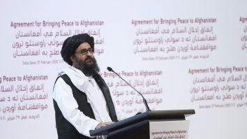 Reacția talibanilor după ce s-a zvonit că liderul Mullah Baradar este mort. O înregistrare audio amplifică speculațiile