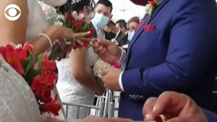 Țara unde pandemia nu a rărit nunțile. Aproape 200 de cupluri, de la 24 la 87 de ani, s-au căsătorit într-o ceremonie comună