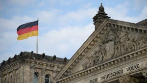 steagul german pe cladirea parlamentului