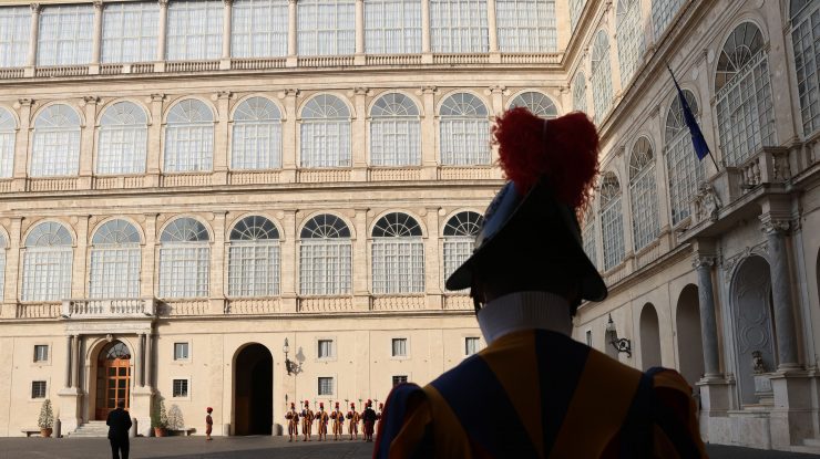 Accesul în Vatican se va putea face, din 1 octombrie, doar cu green-pass