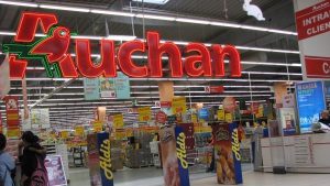 Auchan recheamă două sortimente de pâine după ce acestea au fost retrase din magazine.