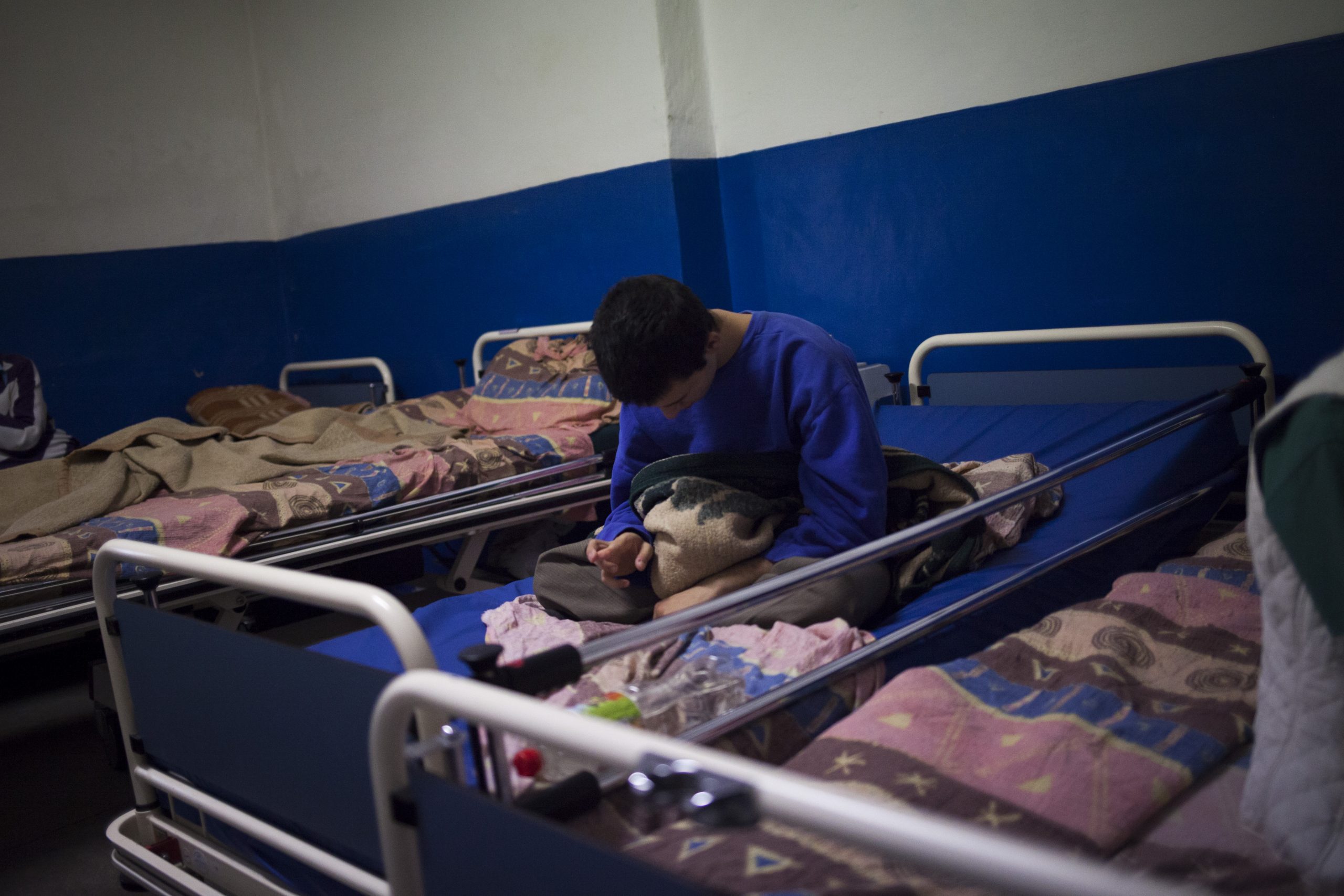 Psihiatru, despre efectele COVID-19: „Declanșează boli neurologice sau psihice la o treime din persoanele care au trecut prin boală”