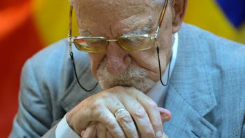 Mesajul academicianului cu peste 75 de ani de experienţă în medicină: „Am trecut prin multe epidemii care au speriat omenirea. Am scăpat cu vaccin”