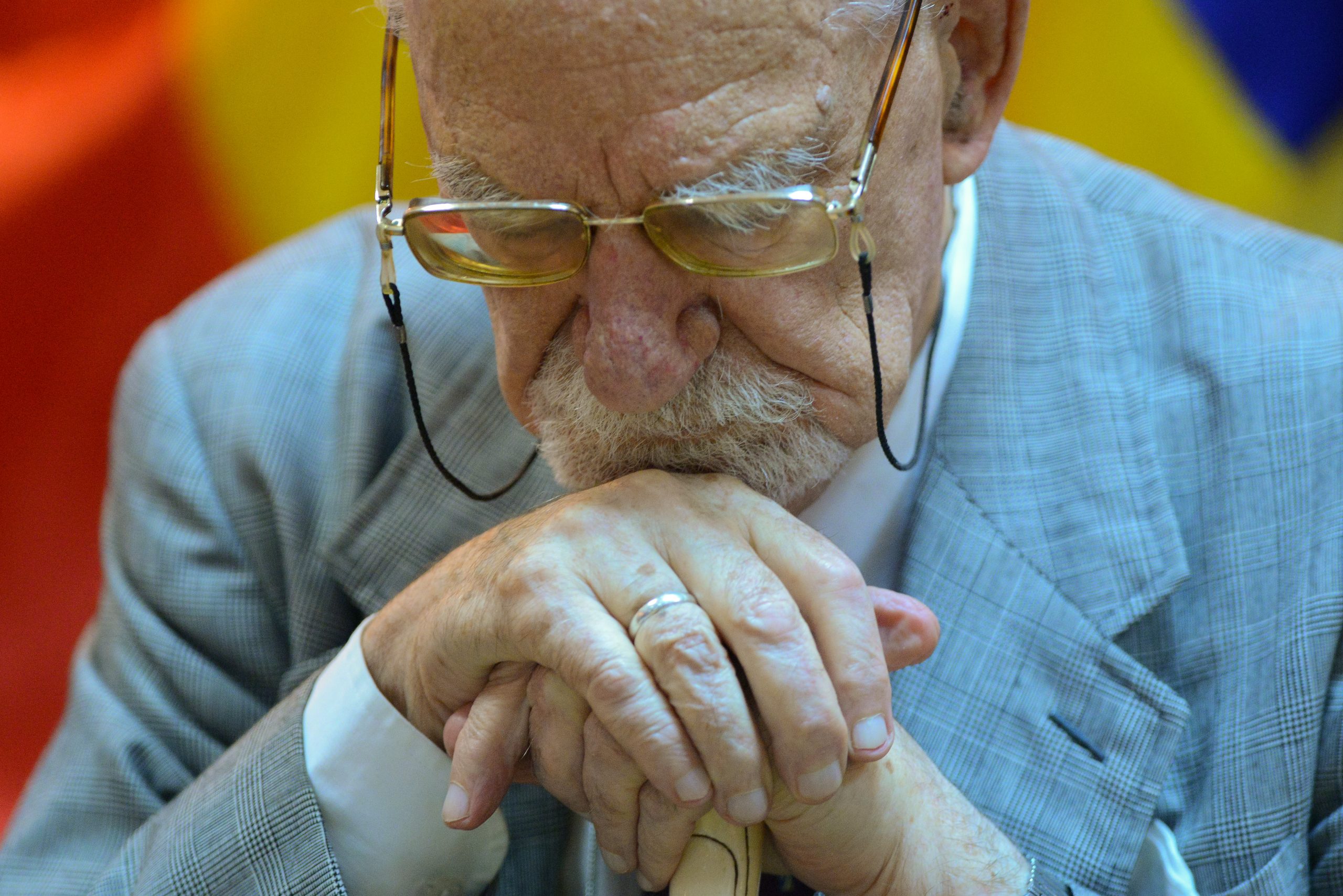 Mesajul academicianului cu peste 75 de ani de experienţă în medicină: „Am trecut prin multe epidemii care au speriat omenirea. Am scăpat cu vaccin”