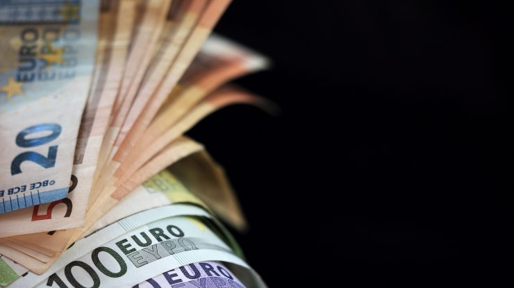 Datoria externă a României a crescut cu 8,4 miliarde de euro în primele 8 luni ale anului. La cât a ajuns datoria totală