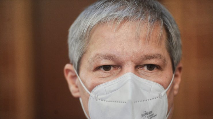 „Gândurile lui Cristoiu”. O enigmă postdecembristă: „Deşi ştia că nu va face majoritatea, Iohannis l-a desemnat pe Cioloş”