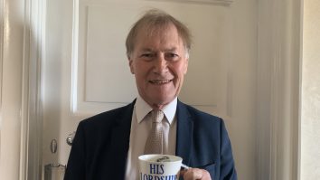 Uciderea deputatului britanic David Amess, calificată drept act terorist