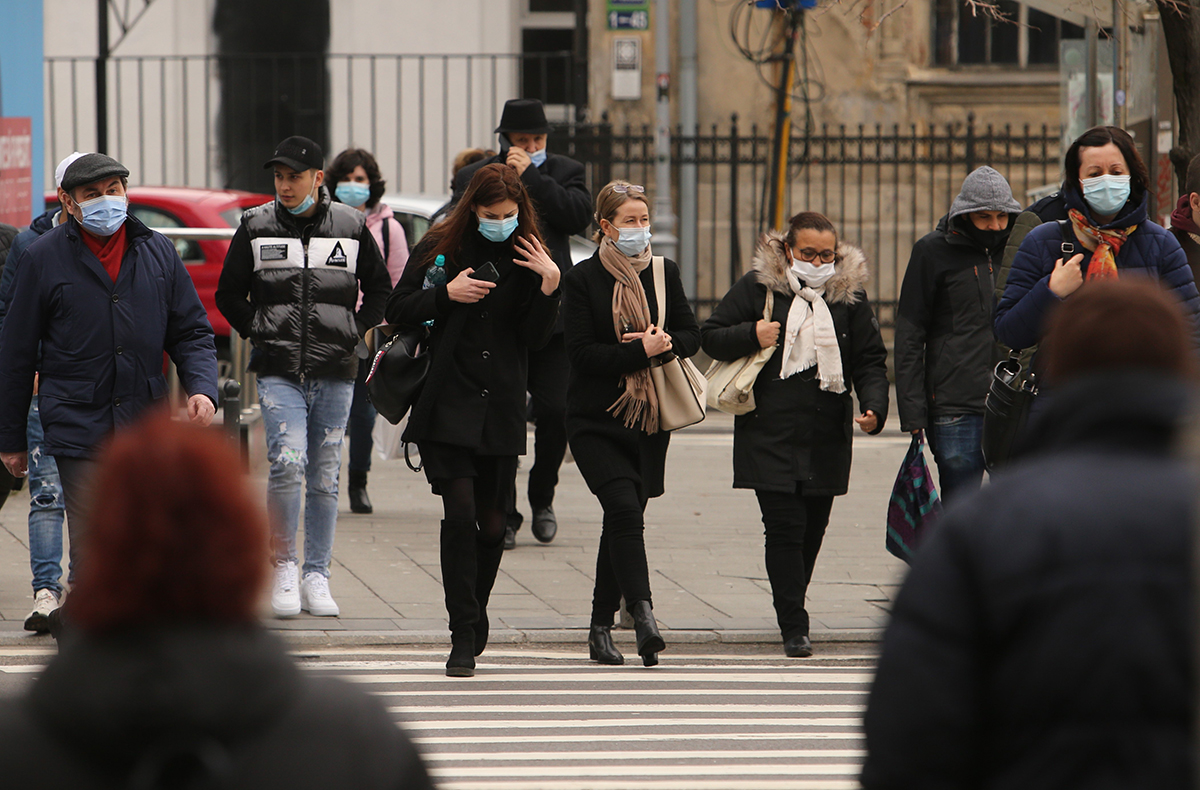 Incidenţa COVID-19 în Bucureşti continuă să scadă. Rata de infectare a ajuns la 3,04