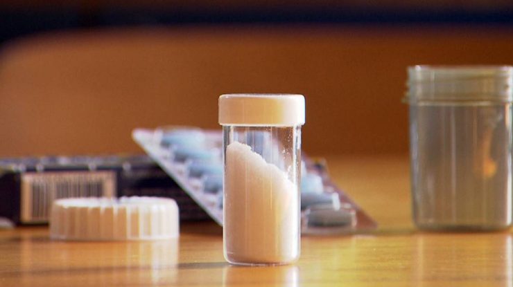 Un psiholog olandez a declarat că a dat „praf de sinucidere" la peste 100 de persoane.