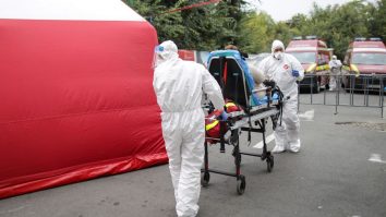 BILANȚUL ZILEI: Sub 10.000 de cazuri noi şi 301 decese