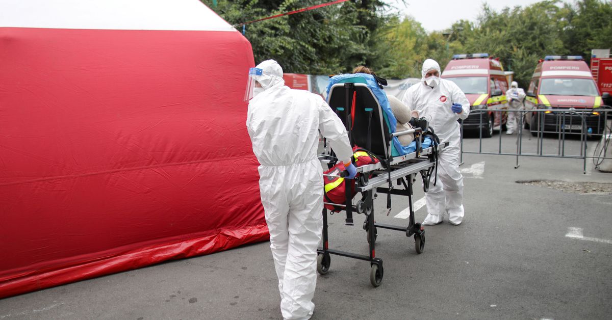 BILANȚUL ZILEI: Aproape 300 de decese și un nou record de pacienți la ATI. Peste 9.100 de cazuri noi de COVID