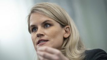 Frances Haugen, fostă angajată a Facebook, a depus mărturie în Senat. Foto: Hepta