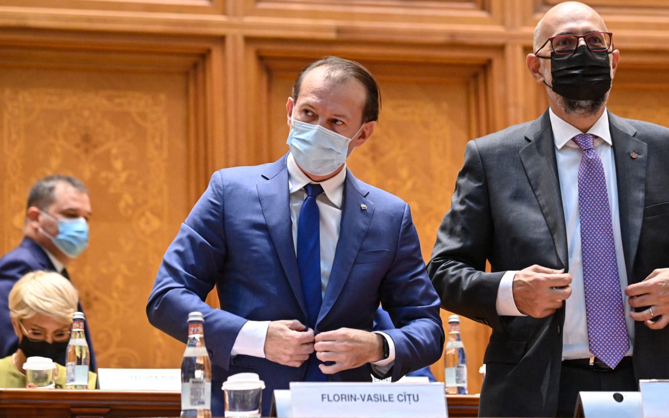 Ce scrie presa internațională despre demiterea Guvernului Cîțu: „Este o situație care amenință relansarea economică a țării”