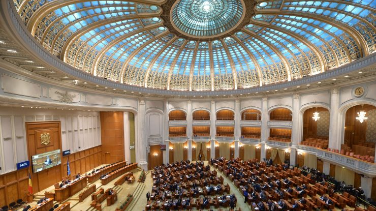 Legea care a eliminat pensiile speciale ale parlamentarilor este neconstituţională – surse