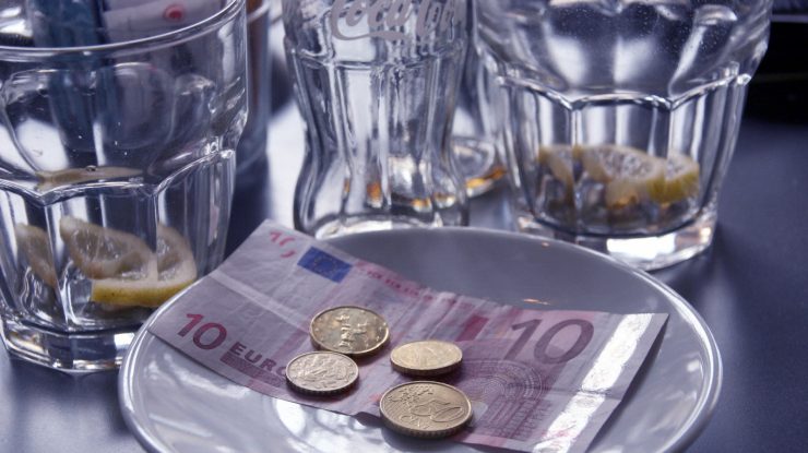 bacsis in euro la restaurant