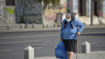 Medic UPU, dialog șocant cu o pacientă de 80 de ani: „Nu mă vaccinez, am auzit la televizor că rămân sterilă”