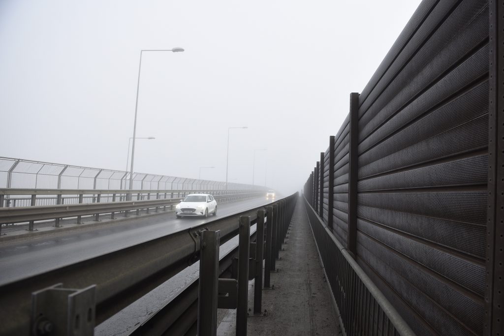 Ceață pe autostradă.