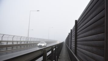 Ceață pe autostradă.