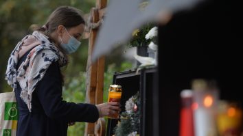 La 6 ani de la incendiu, supraviețuitorii rememorează tragedia de la Colectiv: „Asta am simțit, că o să mor”. FOTO