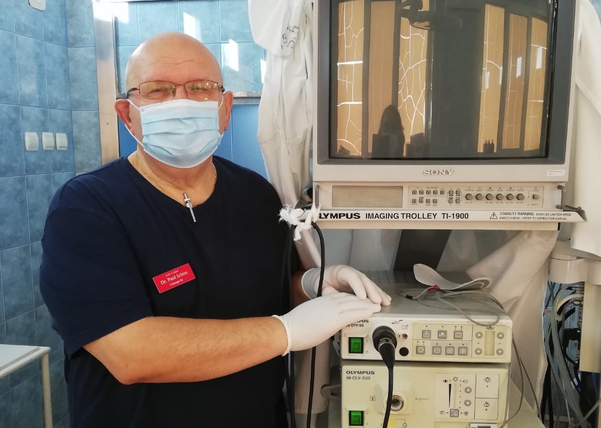 Un chirurg s-a dezlănțuit împotriva „geniilor de tip Google”: Înjurăturile vă rog să le adresaţi celor ce nu s-au vaccinat şi oamenilor de ştiinţă începând cu Şoşoacă