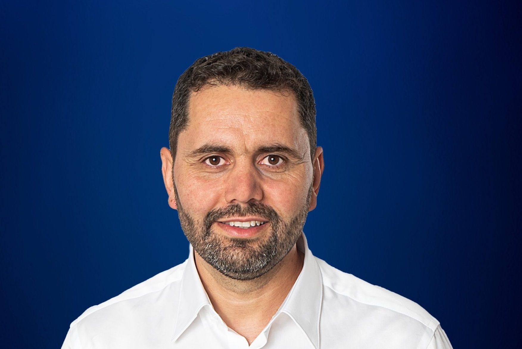 Un politician român a obținut ordin de protecție împotriva soției. Bărbatul susține că a fost bătut