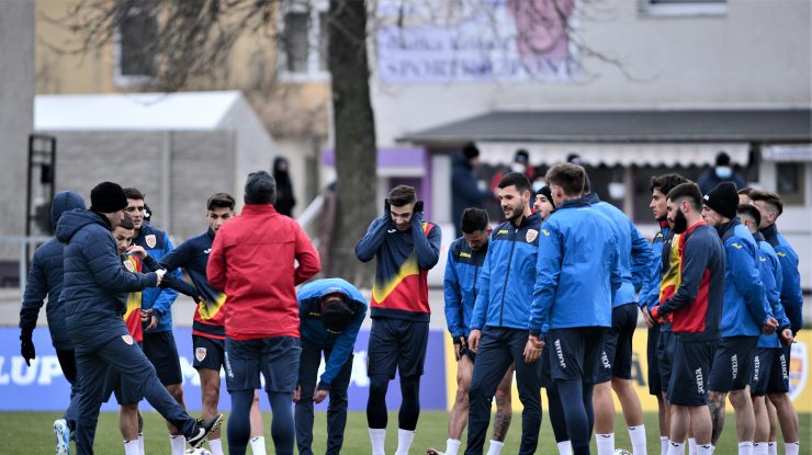 Federaţia Română de Fotbal obligă toţi jucătorii să prezinte Certificatul Verde