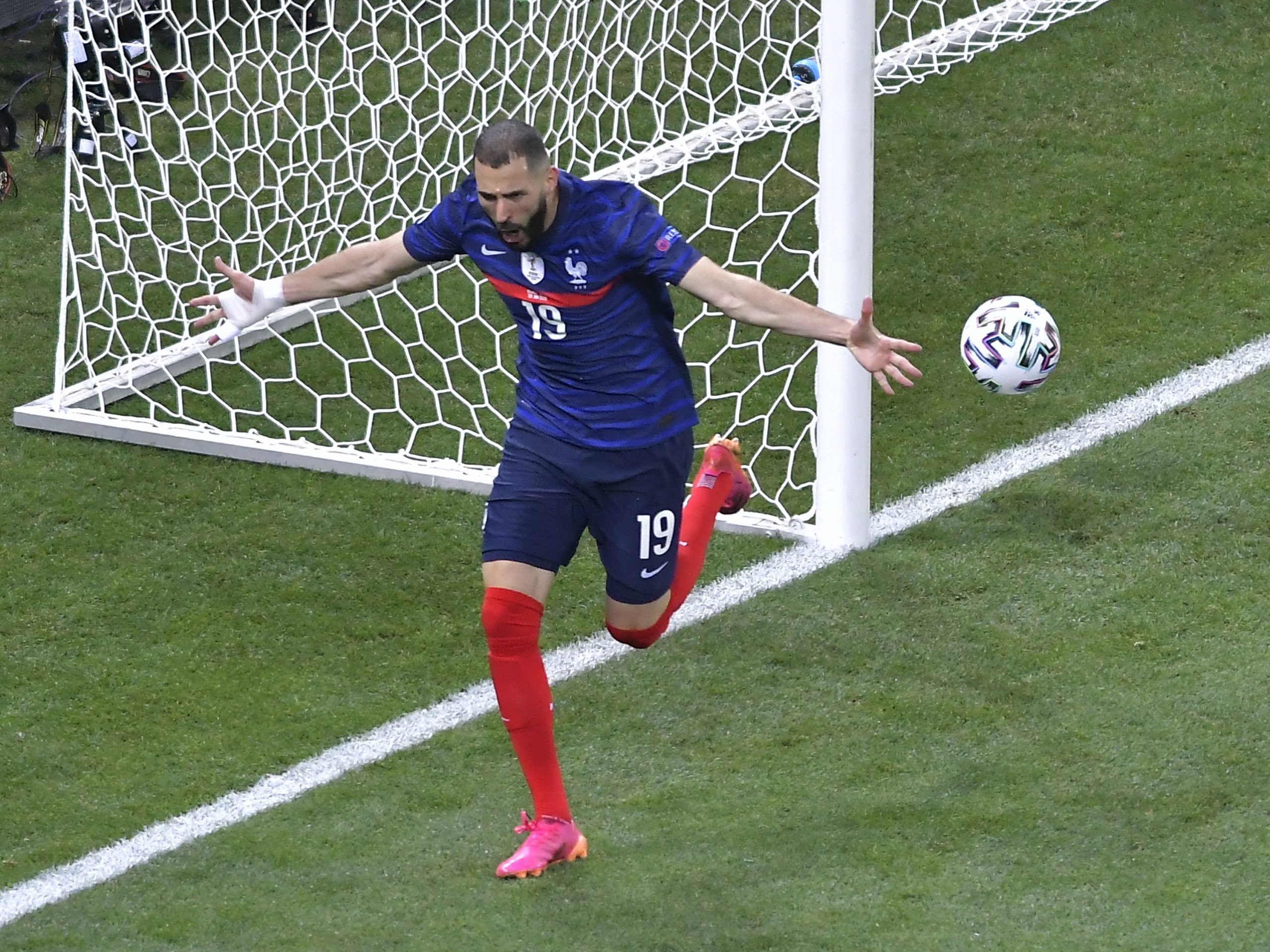 Revenire de senzație. Franța a învins Belgia după ce a fost condusă cu 0-2 la pauză