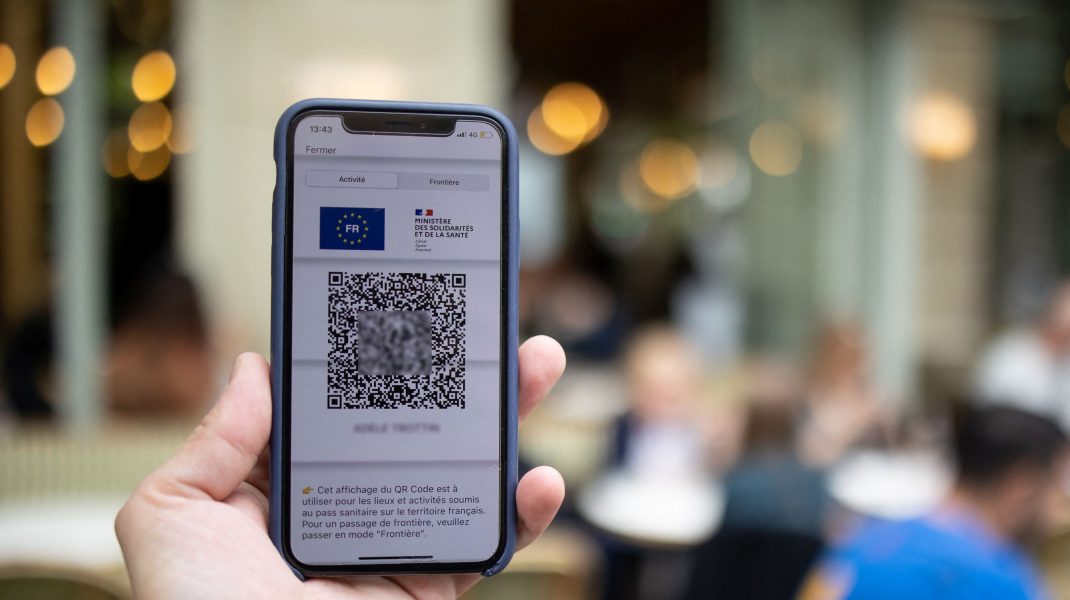 Certificatul verde poate deveni obligatoriu în magazine, excluzând magazinele esențiale, cum ar fi magazinele alimentare.