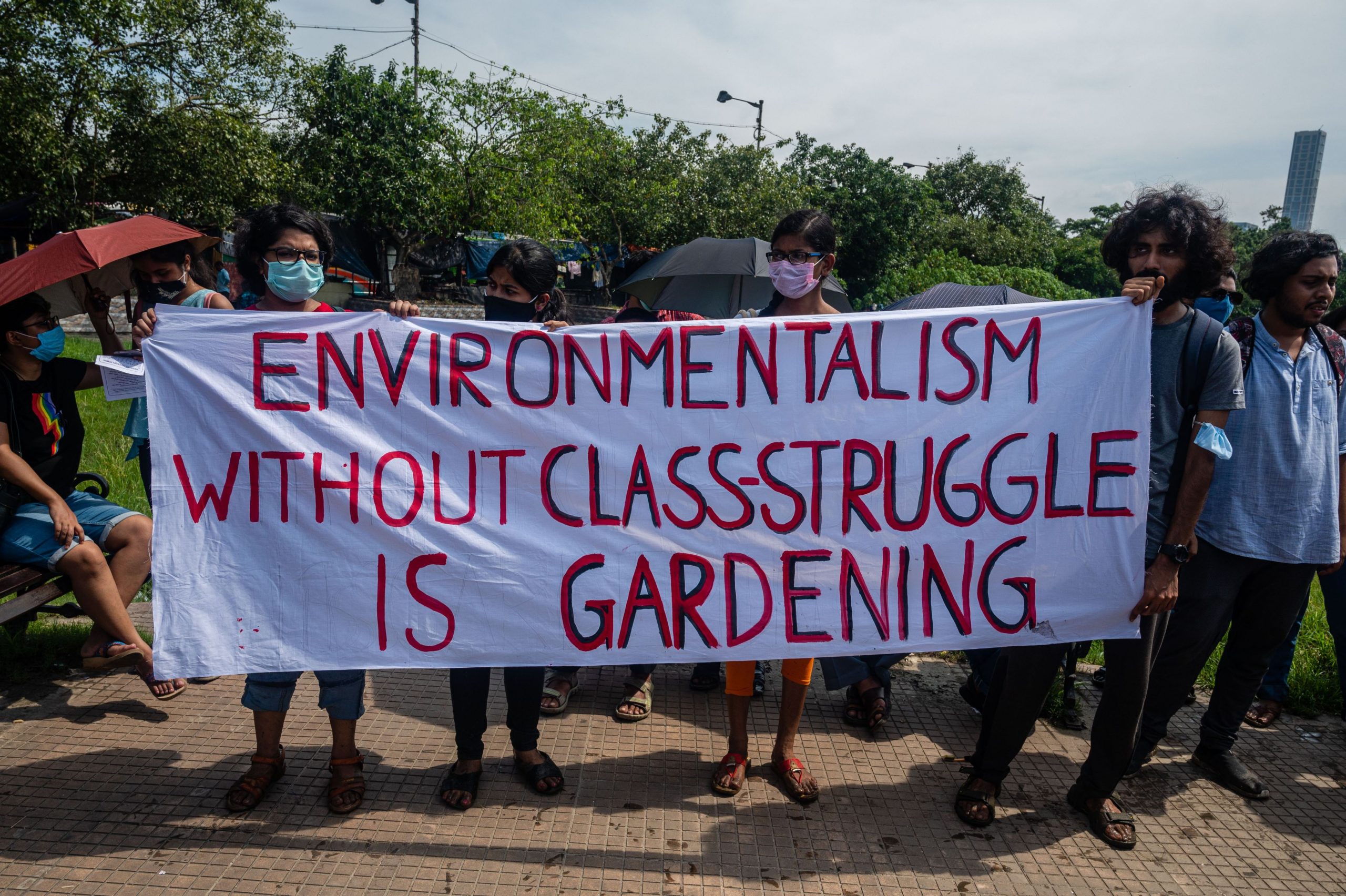 VIDEO. 9 persoane ucise în timpul unui protest agricol într-un sat din India, iar 4 din victime au fost călcate cu mașina. Autoritățile au suspendat internetul