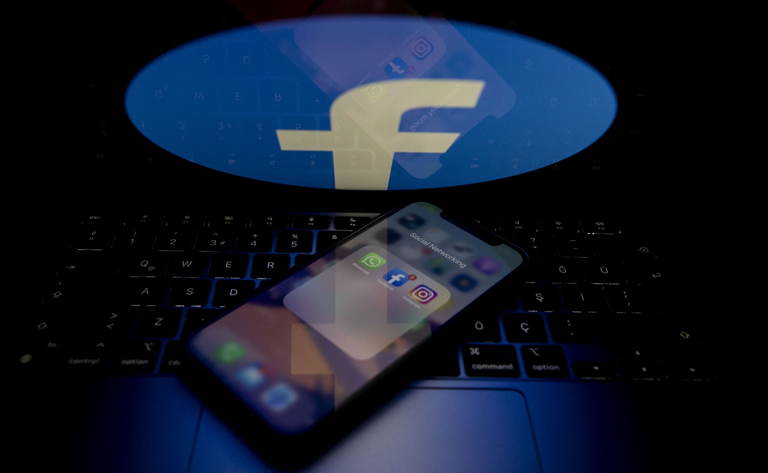 Facebook a realizat un profit peste așteptări, în ciuda scandalurilor